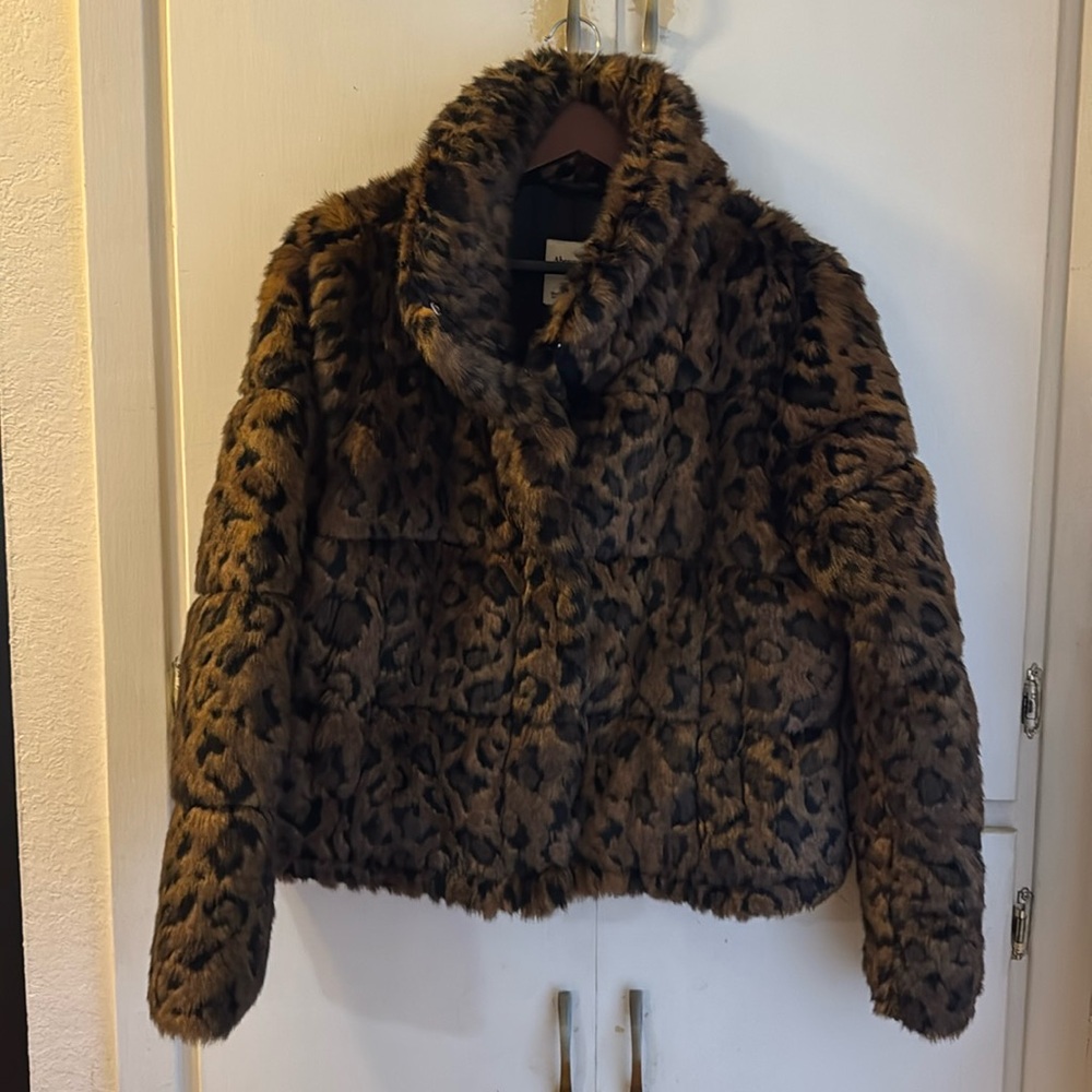 The a&f mini puffer